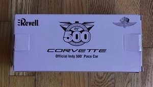 REVELL 2007 Corvette Indy Pace Car 1/25 Dealer Promo Car 1/25 (in wrong box) - Picture 1 of 11