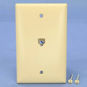 Pass & Seymour TPTE1 Ivory 1-Gang Phone Jack Unbreakable Nylon Wallplate Cover - Zdjęcie 1 z 6