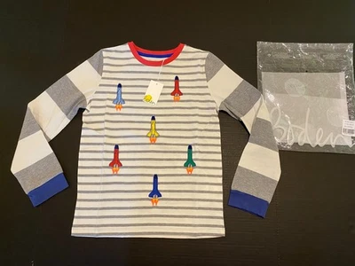 Camiseta a Rayas Mini Boden Rocket Appliqué Talla 9-10 NUEVA B1551 Foto 1 de 4
