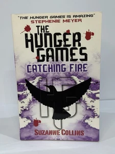 The Hunger Games Catching Fire By Suzanne Collins - Book 1 - UK Ed Cover Style - Picture 1 of 7