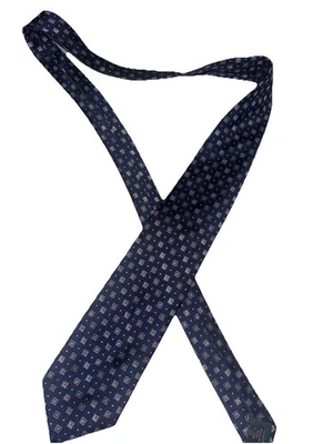 Corbata Canterbury seda azul marino patrón cuadrado geométrico Foto 1 de 3