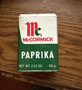 Lata de especias de pimentón McCormick 1974 vacía 2,12 oz 60 gramos blanco verde rojo - Imagen 1 de 7