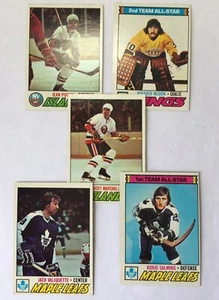 Lot Of 10 Topps 1977 Hockey Cards Bert Marshall, Wayne Thomas, Pierre Larouche - Bild 1 von 4