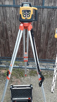 selbstnivellierender Rotationslaser Set komplett mit Stativ und Zubehör NEU - Bild 1 von 4