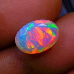 Sparkling AAA Quality Faceted Ethiopian Opal Gemstone 11.5x8x5mm 2.3Cts - Picture 1 of 3