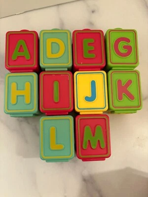 Cubo de actividad VTech Ultimate (rosa negrita) bloques de letras de repuesto que elijas 1 Foto 1 de 2