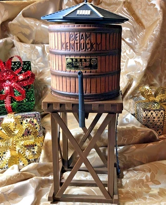 Jarra de whisky Jim Beam vacía - Torre de agua Beam Kentucky Beam Foto 1 de 4