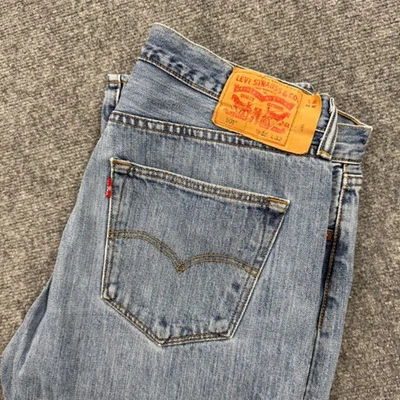 Мужские джинсы Levi Strauss Co 501 размер 36x30 легкая стирка на пуговицах джинсовая ткань с дефектом - Изображение 1 из 4