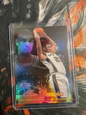 1997-1998 Fleer Flair Showcase - Showstopper Tim Duncan seção 2 fileiras 2 lugares 5 - Imagem 1 de 4