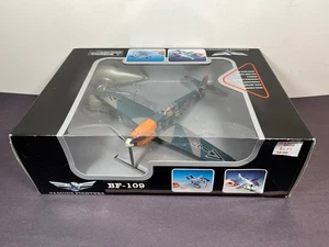 New Ray Famous Fighters BF-109 Gray Military Jet 1:48 Scale WWII Plane 1999 - Picture 1 of 10