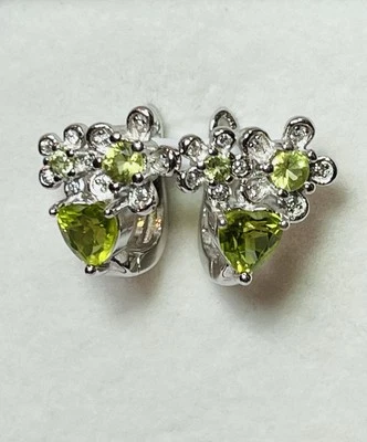 925 Sterling Silver Bamboo Green Peridot Heart Clear Topaz Flower Hoop Earrings - Image 1 of 4