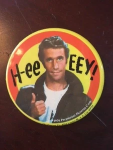 1976, The Fonz, "Happy Days", 3" Button - Henry Winkler (Fonzie) - Picture 1 of 1
