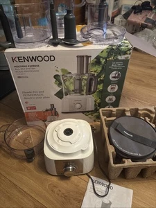Kenwood FDP65 Multipro Express Food Processor White or Silver Spares Or Repairs - Picture 1 of 5