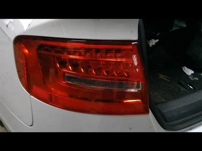 Luz trasera conductor sedán LED Opt 8SL compatible con 13-16 AUDI A4 794501 Foto 1 de 4