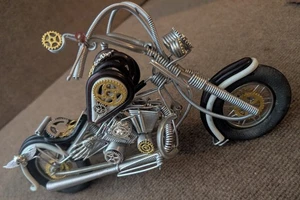 HARLEY Motorrad Kunst Dekor gedrehter Draht Skulptur Steampunk UNGEWÖHNLICH selten  - Bild 1 von 22