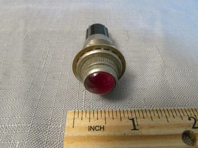 Lámpara Indicadora Panel Vintage Dialco N.Y. 75W 125V Vidrio Rojo 1/2 Pulgada Foto 1 de 2