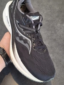 Scarpe da corsa Saucony Triumph 20 donna taglia 10 W "bianco nero" S10759-10 - Foto 1 di 8