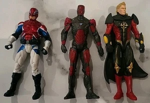 3 Marvel/Disney Figurines, Captain Britain, Armor Tech Iron-man, Quasar - Picture 1 of 5