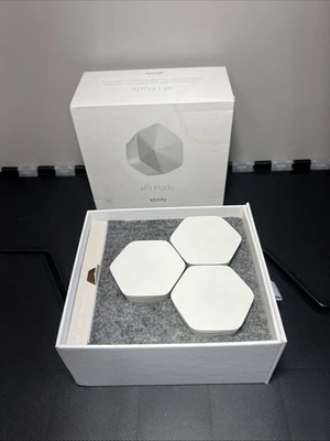 Set Of 3 Xfinity xFi Pods WiFi Network Range Extender, 1st Generation, XE1-S - Image 1 of 4