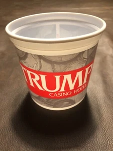 VINTAGE TRUMP CASINO HOTEL COIN CUP - Picture 1 of 3
