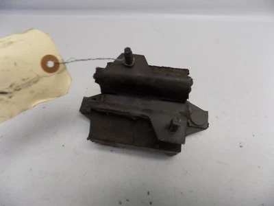 Nuevo OEM 1982-1984 Ford Mustang LTD Granada Soporte de montaje del motor delantero izquierdo Foto 1 de 3