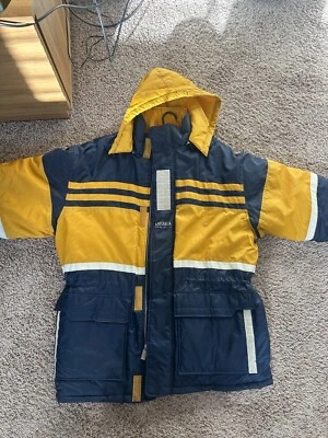 Men’s Vintage Perry Ellis America PufferCoat Jacket✨ - Image 1 of 4