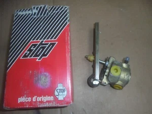 CORRETTORE REGOLATORE FRENATA RENAULT R18 - 2 FORI D'USCITA - RS 594100 - Picture 1 of 2