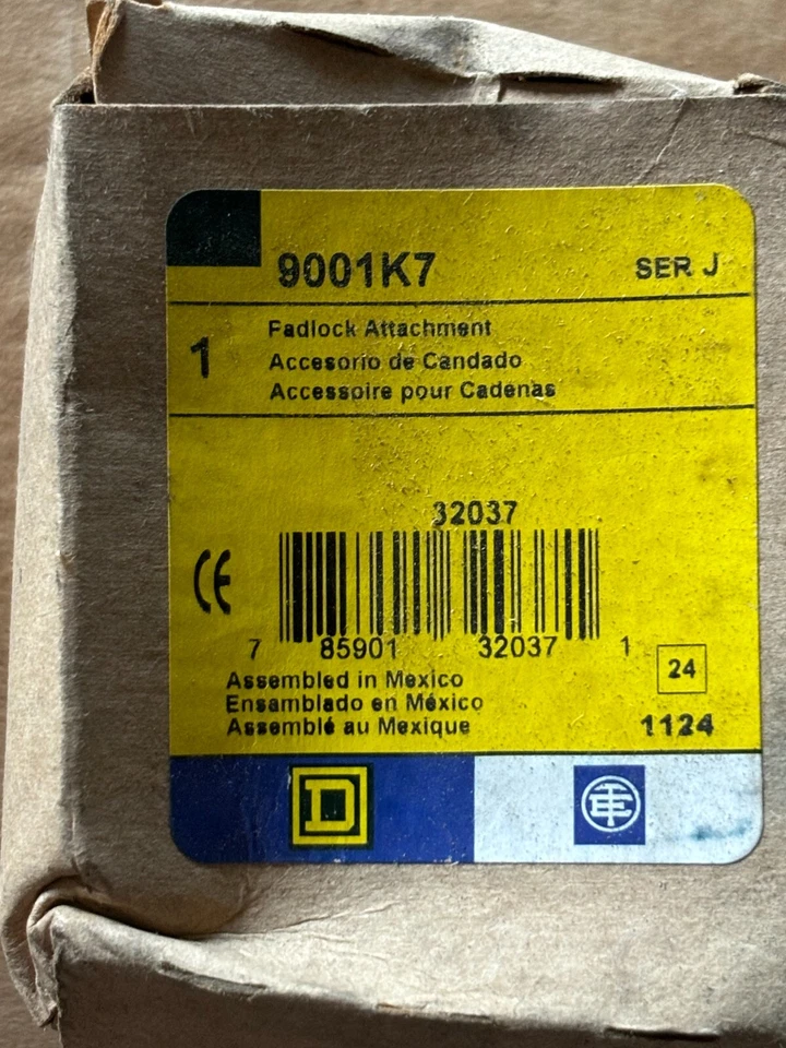 9001K-7 - SQUARE D - SWITCH COVER SERIES J - Image 1 of 1