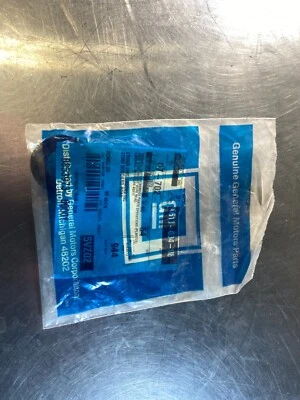 NOS GM Wiper Motor Spacer #22155083  GMC Jimmy Olds Bravada Chevy Blazer 97-04  Foto 1 de 2