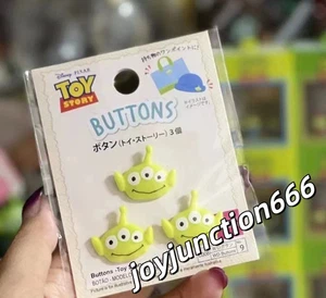 Disney Pixar Toy Story C008 Bottoni 3pz Fuori Stampa con Borsa Originale - Foto 1 di 1