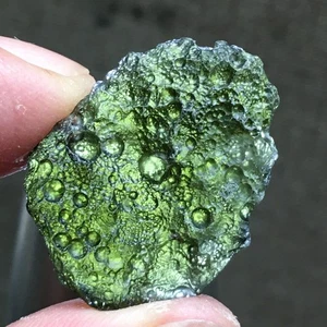 Moldavite Genuine Raw Moldavite Crystal from Czech Republic -19.6Ct - Picture 1 of 8