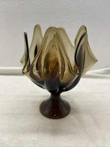"Florero oscilante pañuelo marrón ahumado vintage Viking Epic de seis pétalos 7""" - Imagen 1 de 8