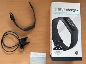 Fitbit Charge 4 Aktivitätstracker - Schwarz (FB417BKBK) - Bild 1 von 2