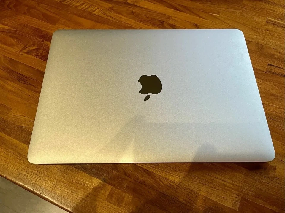 Apple MacBook 12 1.2 GHz Intel Core M 8GB RAM 512GB SSD - Bild 1 von 2
