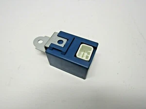 DAIHATSU SIRION 2005-10 WIPER CONTROL RELAY 85940-16080 #3976 - Picture 1 of 6