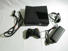 Xbox 360 Slim 250 GB Konsole