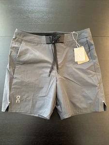 On Cloud Herren Performance Hybrid Short Größe Large - Shadow - Bild 1 von 10