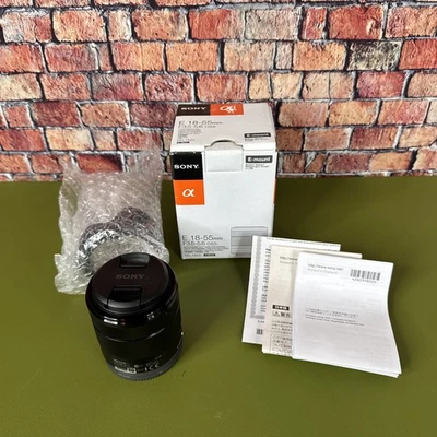 New Sony E 18-55mm F3.5-5.6 Oss Black - Image 1 of 4