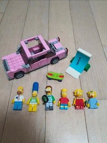 LEGO 71006 The Simpsons House &mdash; Minifigures with Pink Car