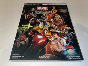 Marvel vs Capcom 3 fate worlds Official video game Strategy Guide Brady Like New - Foto 1 di 3
