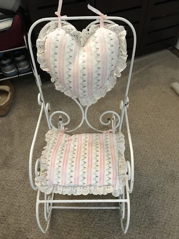Vintage Wrought Iron Child’s Rocking Chair White Metal Rocker Kid Play Furniture Cover