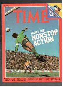 World Cup Soccer No Stop Action-The Spy War USSR Ee.uu Time Revista 1978 June 26 - Imagen 1 de 1