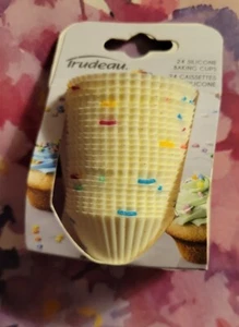 Trudeau 24-Pack Silicone Baking Cups/Cupcake Liners - Picture 1 of 4