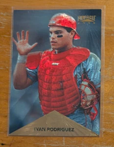 1996 Pinnacle Starburst #23 Ivan Rodriguez Rangers - Picture 1 of 1
