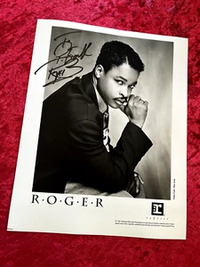 ROGER AUS ZAPP S/W FOTO ORIGINAL AUTOGRAMM 90ER HIP HOP + SELTEN! - NUR 1 - Bild 1 von 4