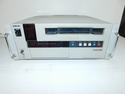 Grabadora De Videocintas Betacam SP Sony UVW-1800 (CWW21) - Bild 1 von 4