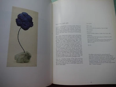 SELECTIONS FROM THE GUGGENHEIM MUSEUM COLLECTION 1900 - 1970 P/BACK 1ST LTD EDIT - Image 1 of 4