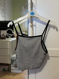 New Look Striped Crop Top - Picture 1 of 3