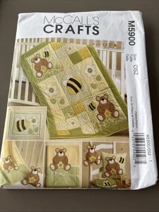 McCalls Crafts M5900 Baby Kinderzimmer Bär & Bienen Quilt Kissen Schnittmuster UC - Bild 1 von 5