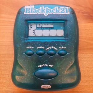 Radica Pocket Blackjack21 2004 Handheld Electronic Translucent Blue Game - Bild 1 von 2